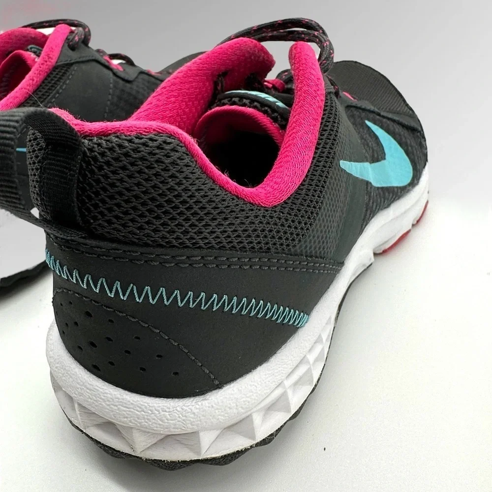 Nike Wild Trail  Womens Trail Running Shoes Black Pink 643074-001 Size 10